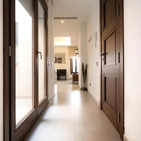 Gav Espinel Centro * 론다